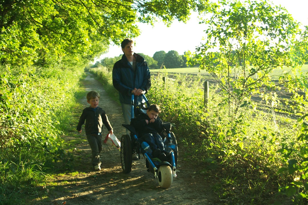 Country walk with Hippocampe Wheelchair
