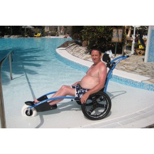 Hippocampe on swimming pool ramp 2