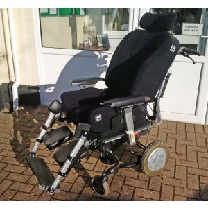 Black Foam-Karve seat on Ibis wheelchair